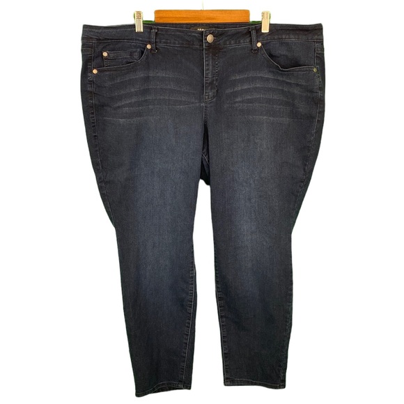 Torrid Extra Short Dark Wash Skinny Jeans